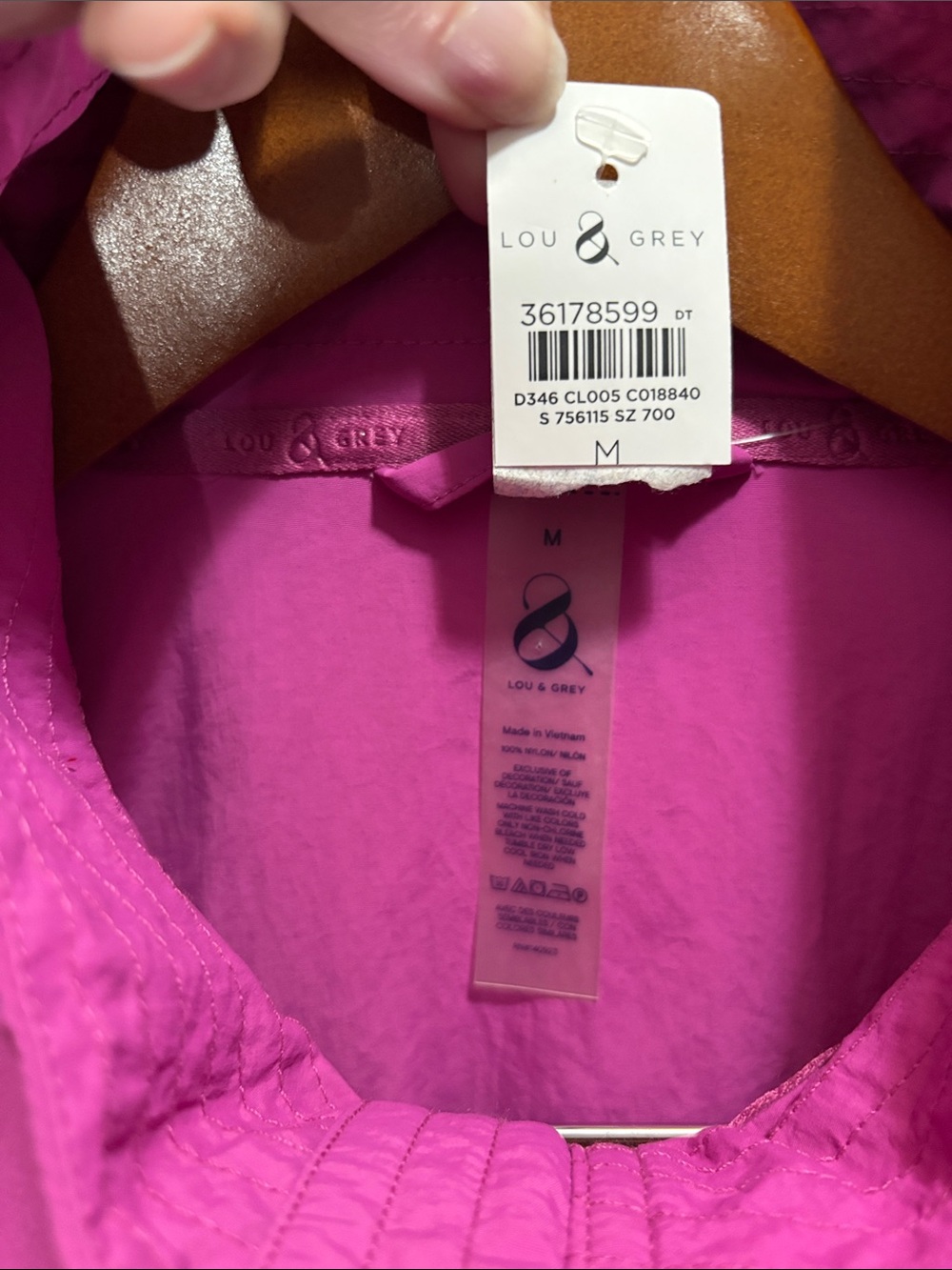 NWT Lou & Grey Fuchsia Zip-Front Windbreaker Jacket Size M Sport Utility - Picture 2 of 8